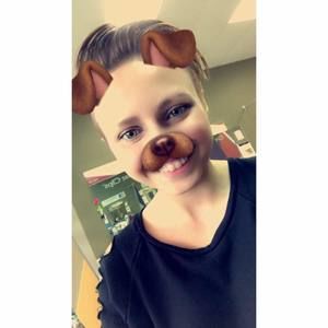 Meet your Posher, Destinee